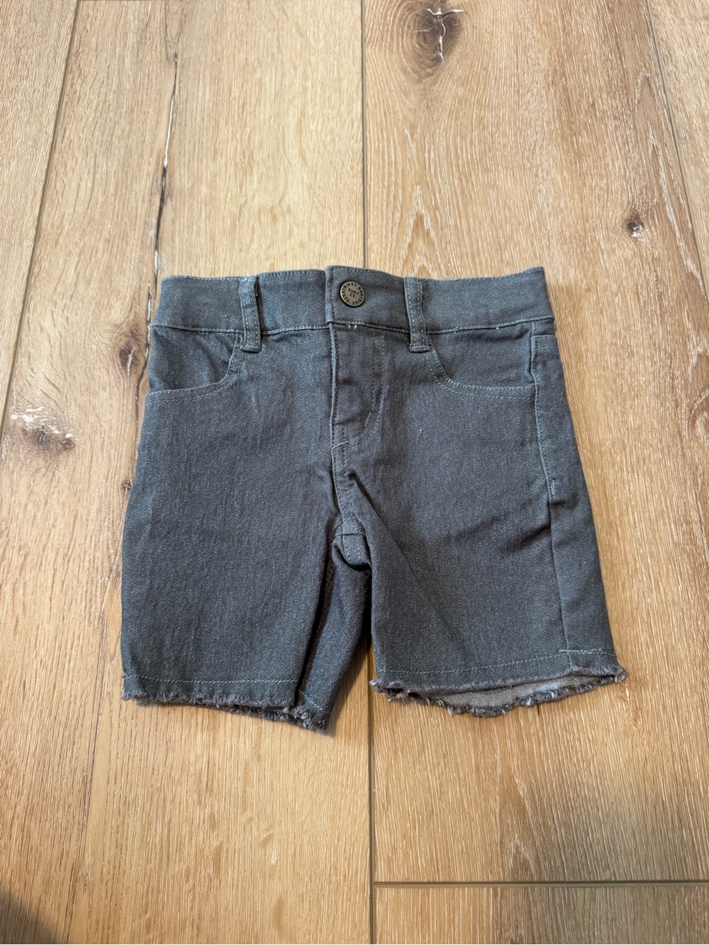 BinkyBro Waco Denim Shorts in Grey 2-3 years New with tags